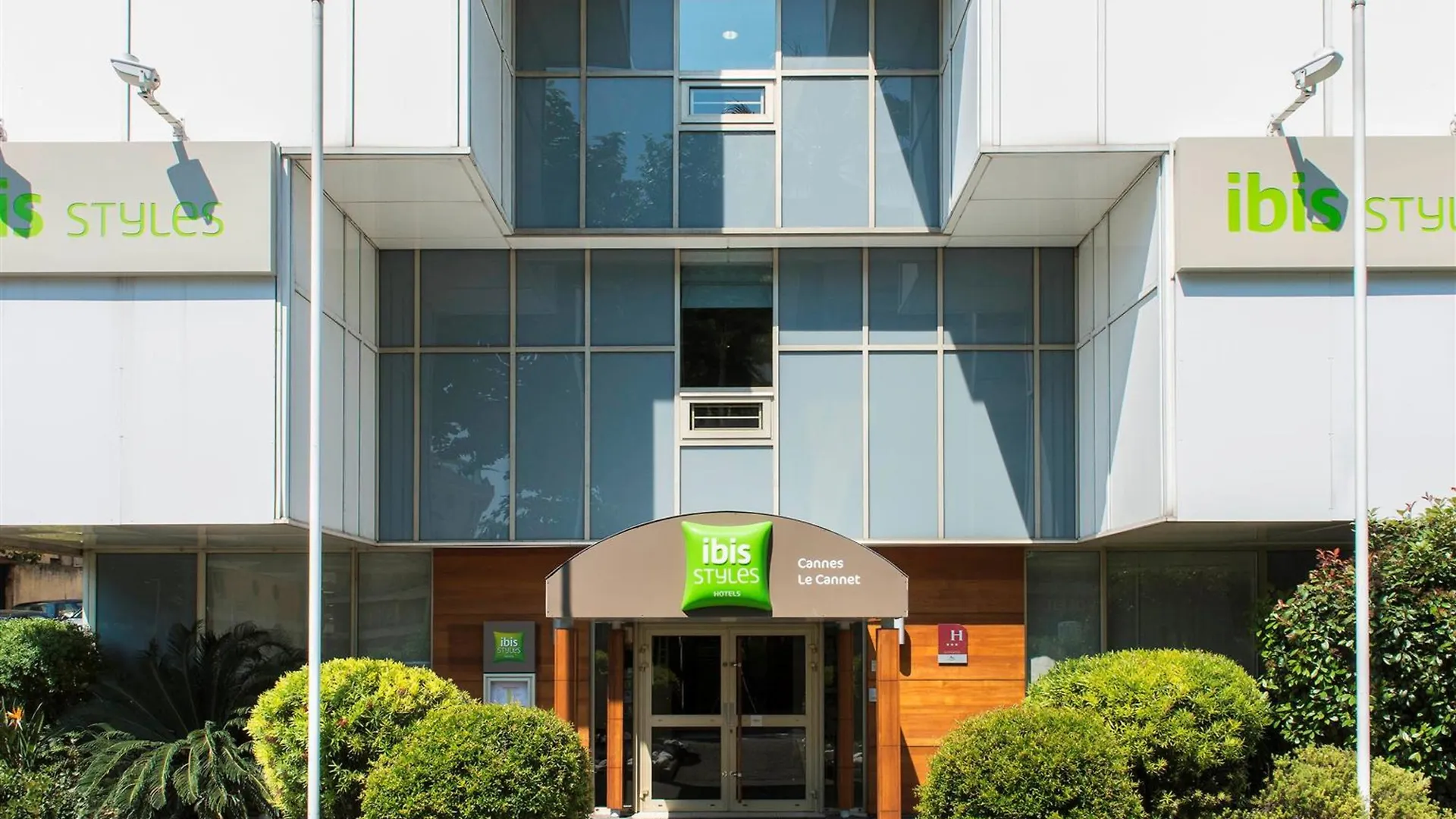 ibis Styles Cannes Le Cannet 3*,  France