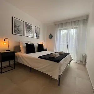 Domaine D'ahmosis, Modern 2 Bedrooms Refurbished Apartment, F3 Moderne Fraichement Rénové Le Cannet